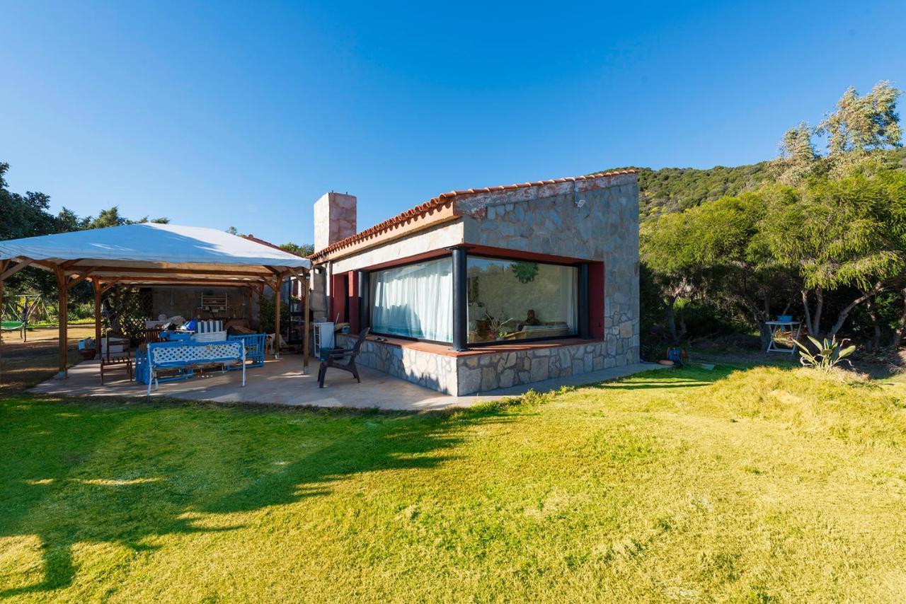 B&B Bithia Chia Esterno foto